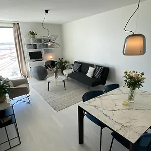 Apartment Luxury 1-bedroom With Sauna And Sea View, Helsinki